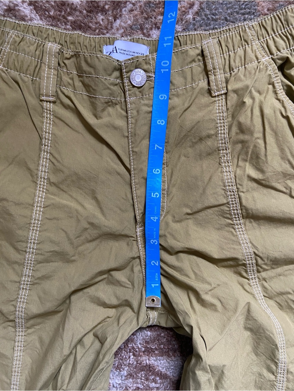 Zara Women's Cargo Pants in Olive-Green - Picture 3 of 6